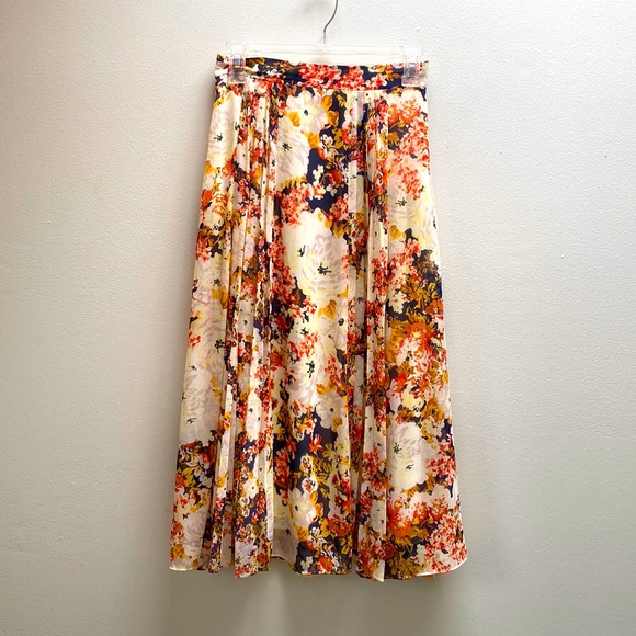 Little Moon Size 2 Full Maxi Skirt Silky Fabric Floral Print Aritzia